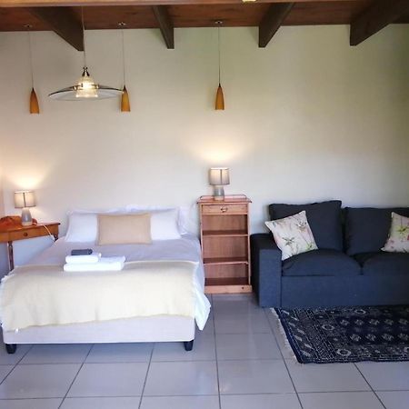 Ontevreden Farm Apartment Монтегю Екстериор снимка